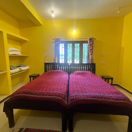 Sharad Baug Homestay Bhuj Exterior foto