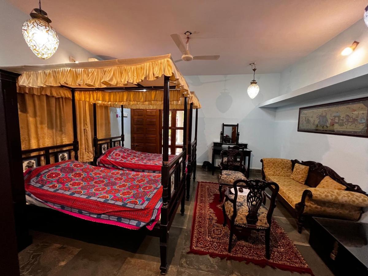 Sharad Baug Homestay Bhuj Exterior foto